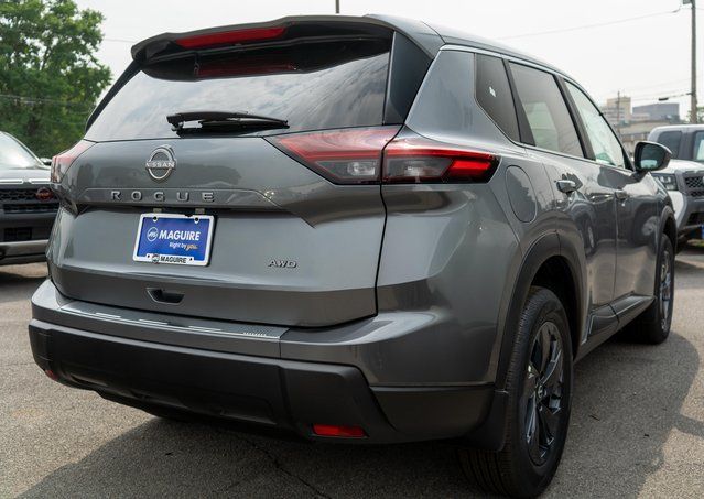 2026 Nissan Rogue SV - 3