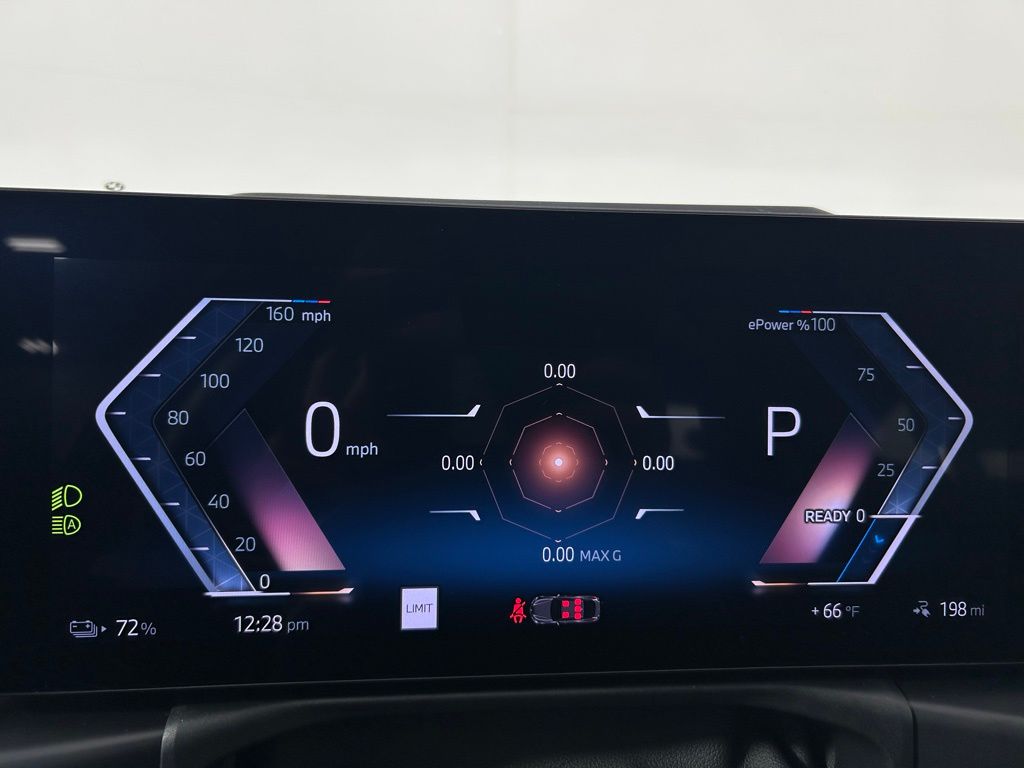 Thumbnail: 2025 BMW i4 - 16
