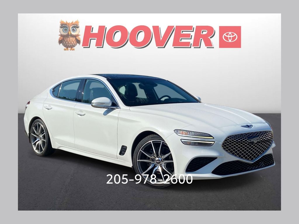 2022 Genesis G70 2.0T RWD