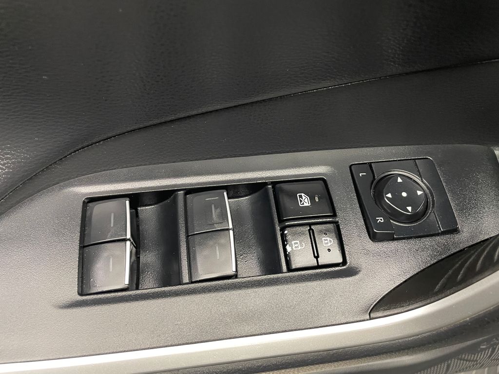 2023 Toyota RAV4 Adventure 10
