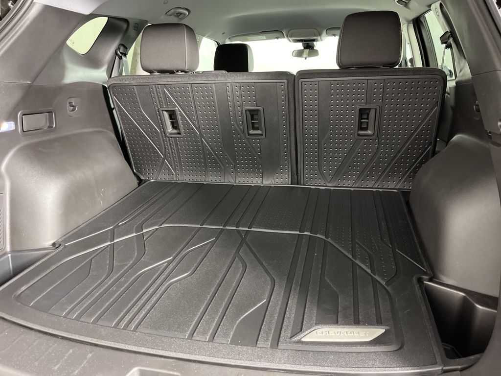 Thumbnail: 2026 Chevrolet Blazer - 19