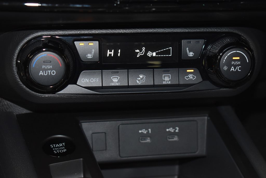 Thumbnail: 2026 Nissan Kicks - 18