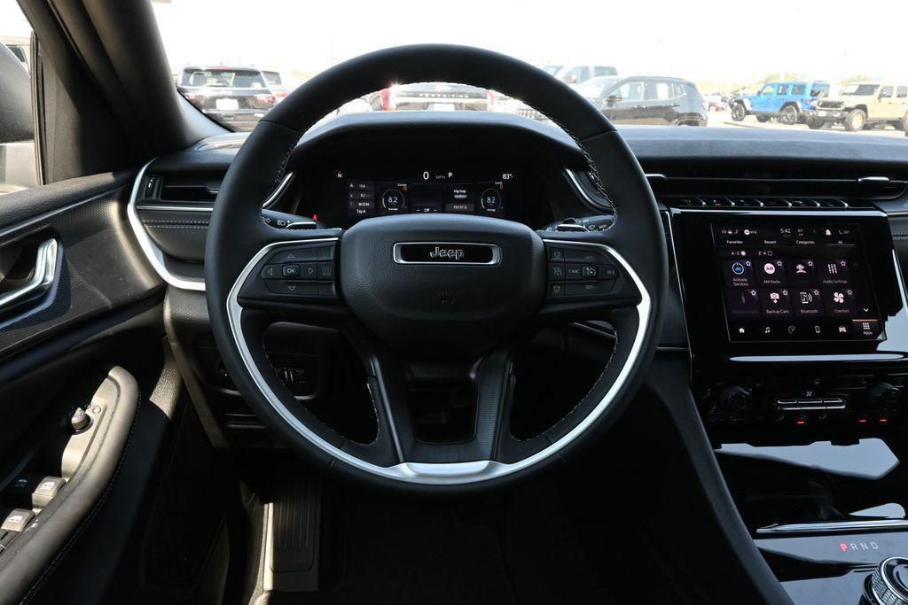 2026 Jeep Grand Cherokee L Laredo - 5