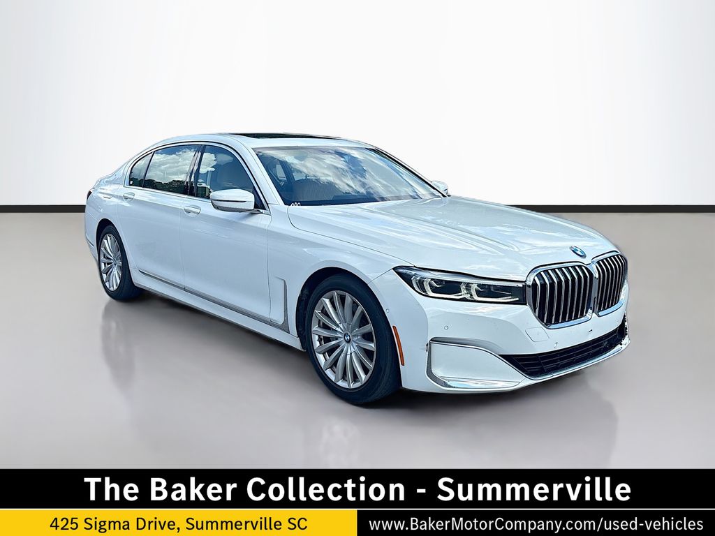 2022 BMW 7 Series 740i RWD