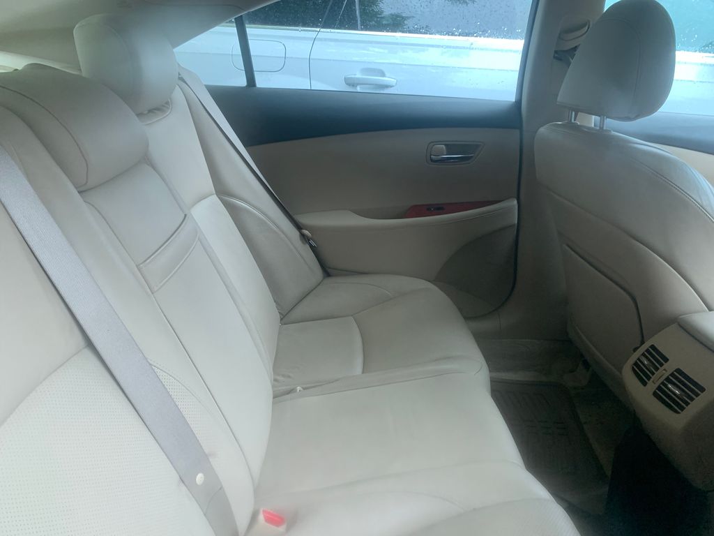 Thumbnail: 2008 Lexus ES - 10