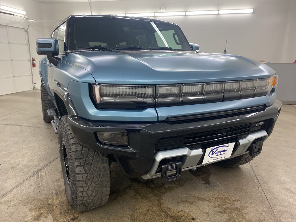 2024 GMC HUMMER EV SUV 3X photo