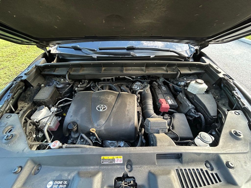 Thumbnail: 2021 Toyota Highlander - 11