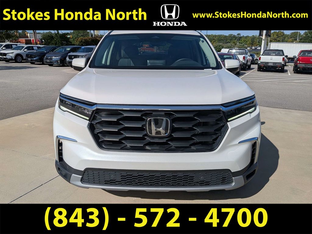 Used 2025 Honda Pilot SUV