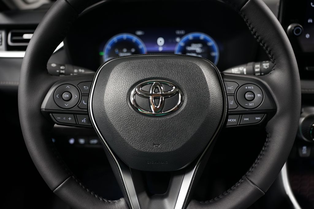 Thumbnail: 2025 Toyota RAV4 - 12