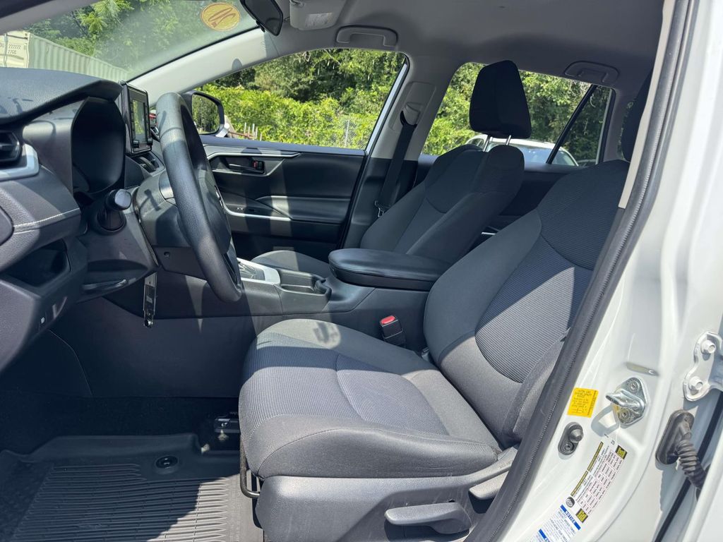 Used 2020 Toyota RAV4 SUV