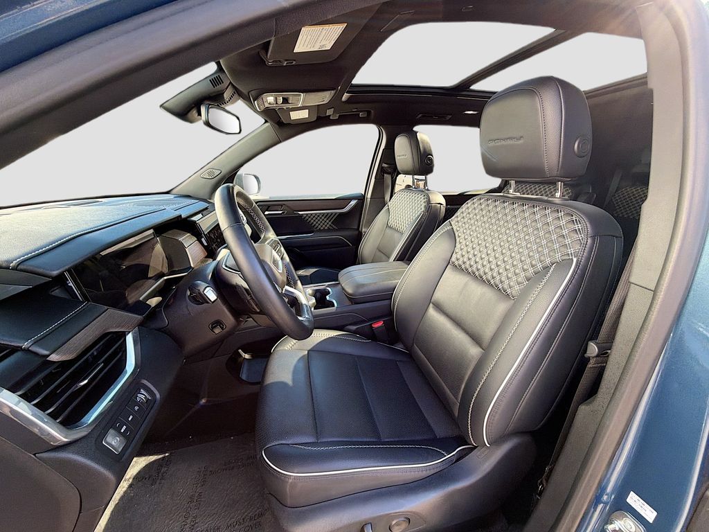 Used 2024 Blue GMC Denali image 22