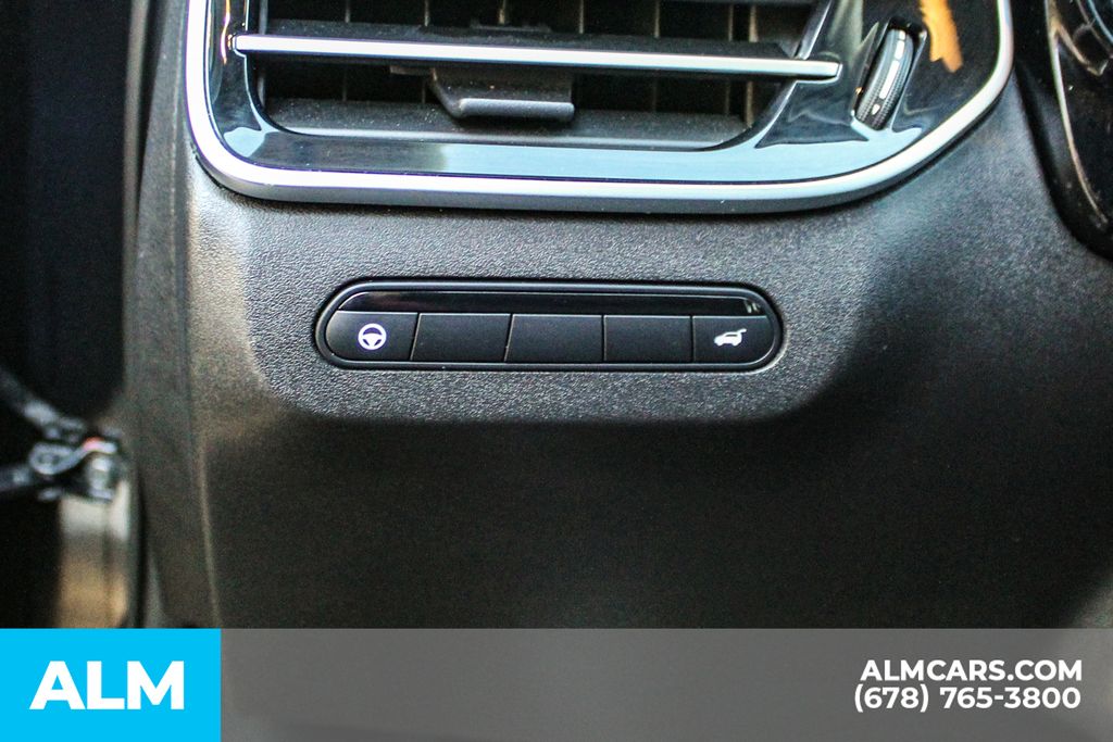 Used 2023 Black INFINITI Sensory image 34