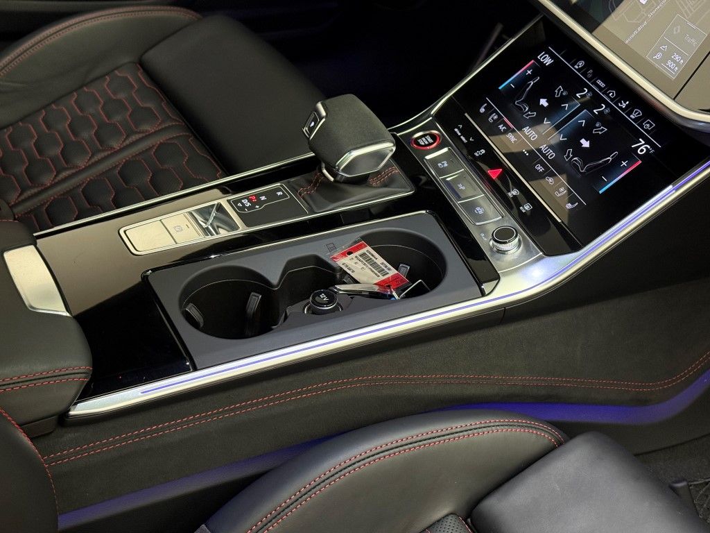 Thumbnail: 2023 Audi RS 7 - 28
