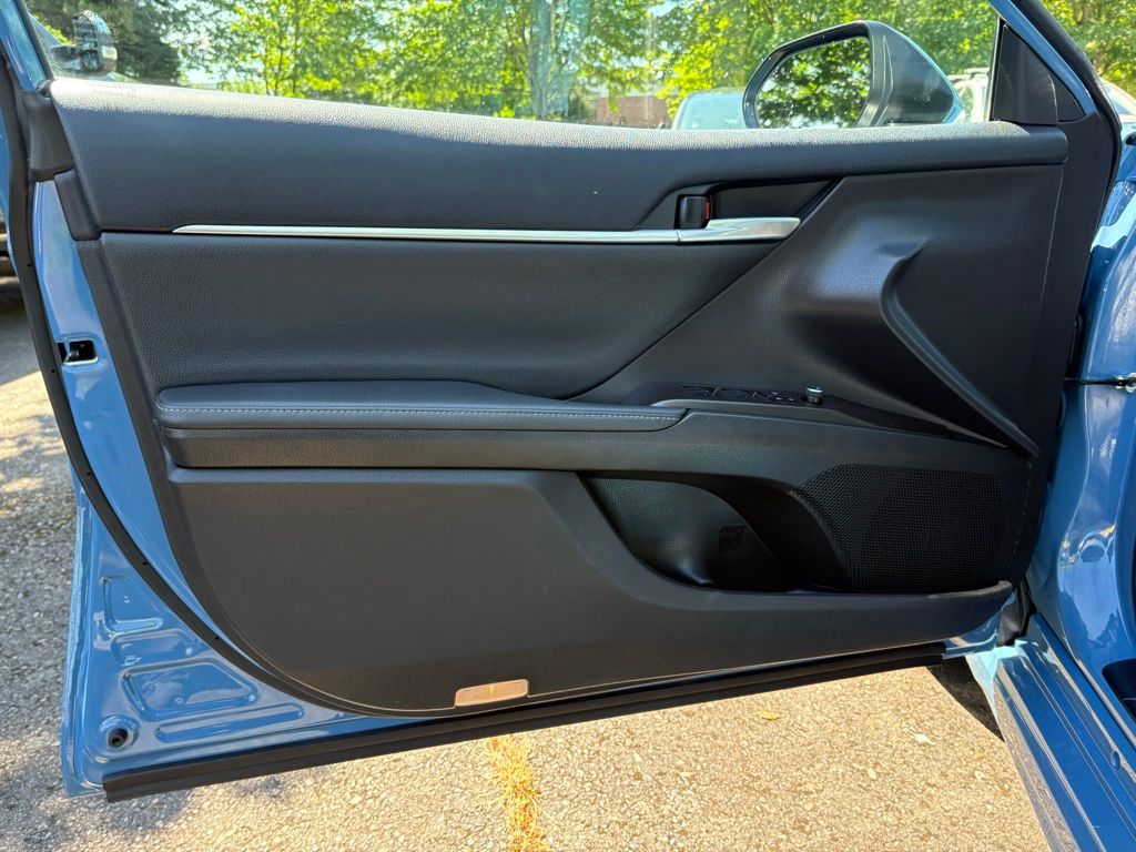 2023 Toyota Camry Hybrid XSE