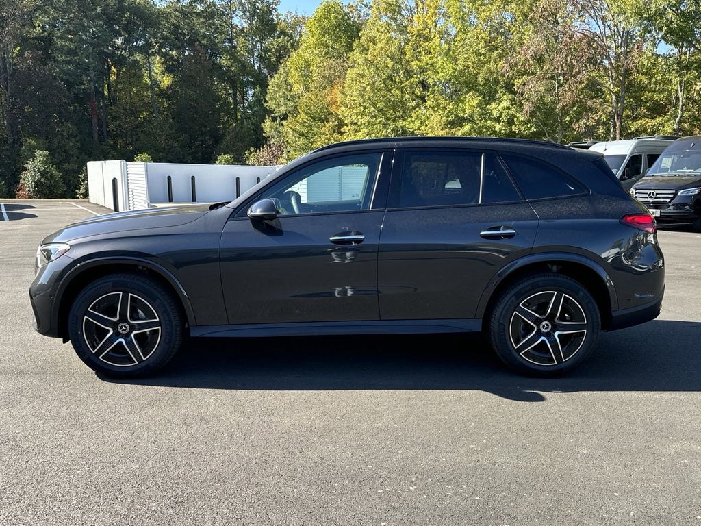 2025 Mercedes-Benz GLC GLC 300 5