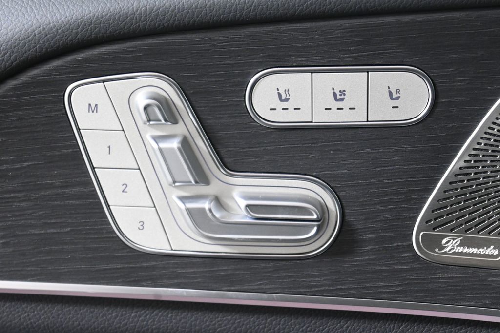 Thumbnail: 2026 Mercedes-Benz GLE - 27