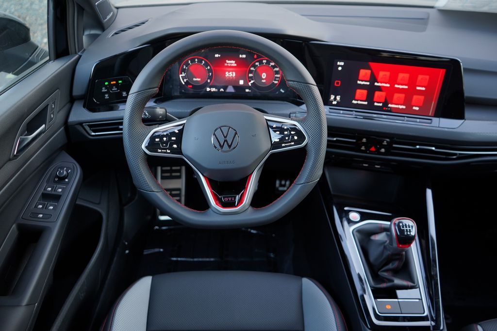 2024 Volkswagen Golf GTI SE 12