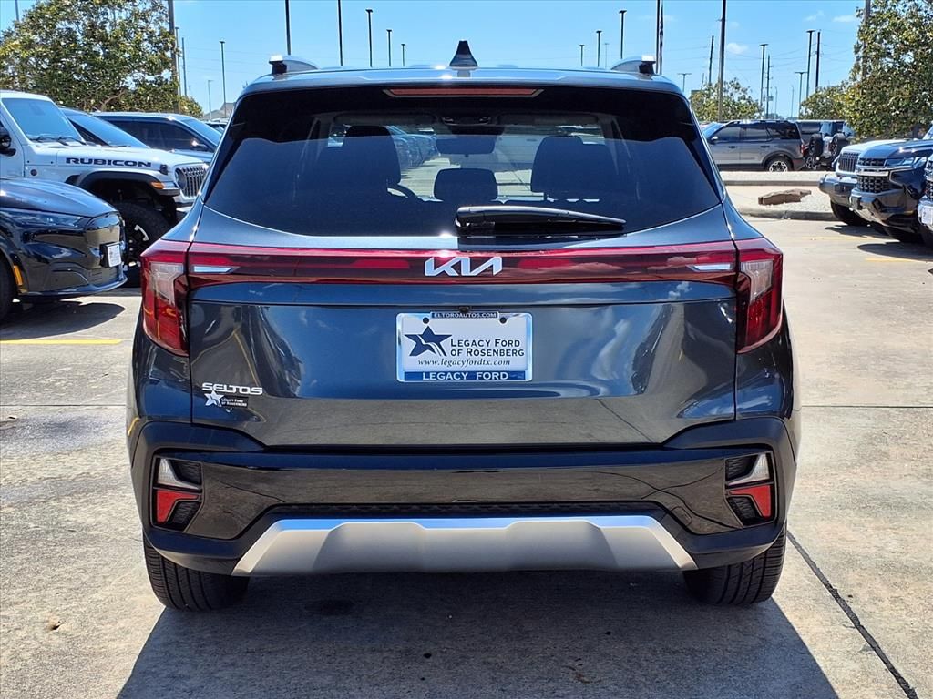 2025 Kia Seltos S Gray at Community Kia