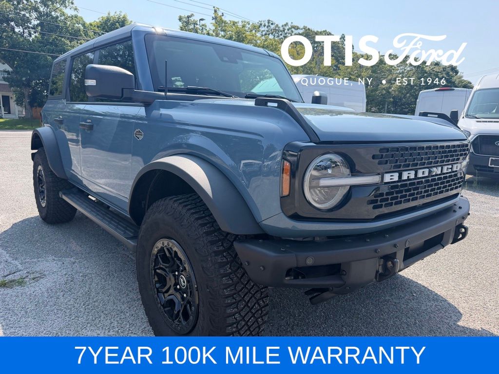 Blue (Azure Gray Metallic) 2024 Ford Bronco SUV / Crossover Four-Wheel Drive Automatic