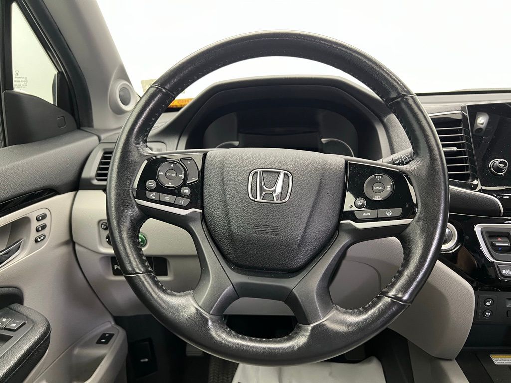 Thumbnail: 2019 Honda Pilot - 19