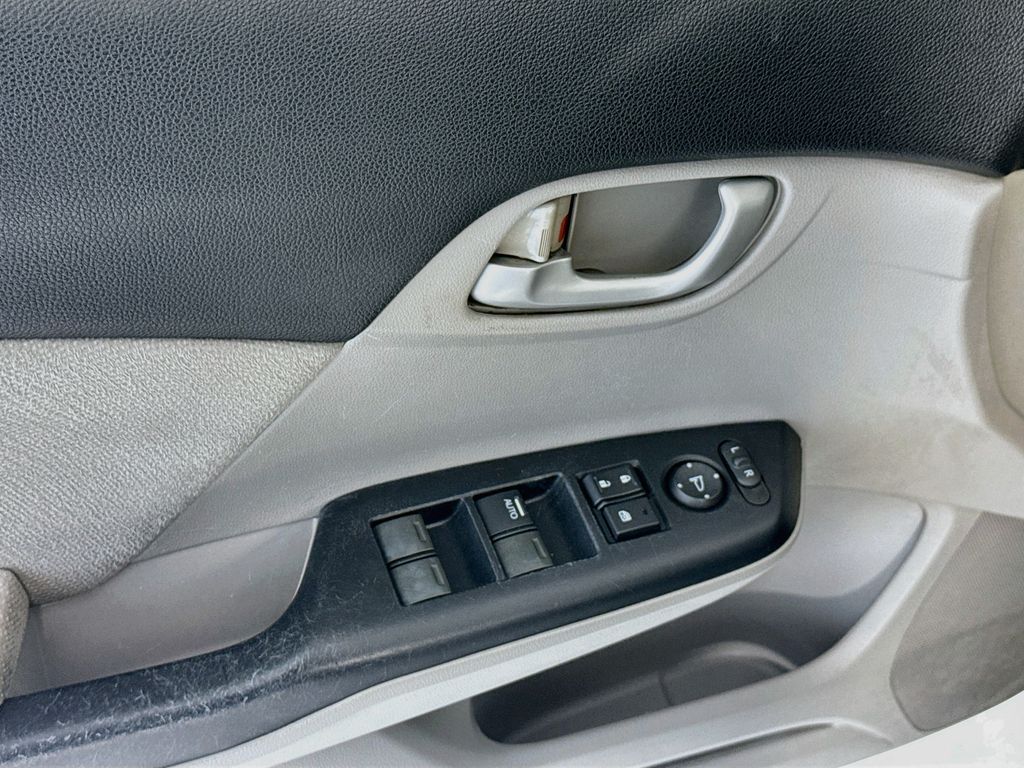 Thumbnail: 2013 Honda Civic - 23