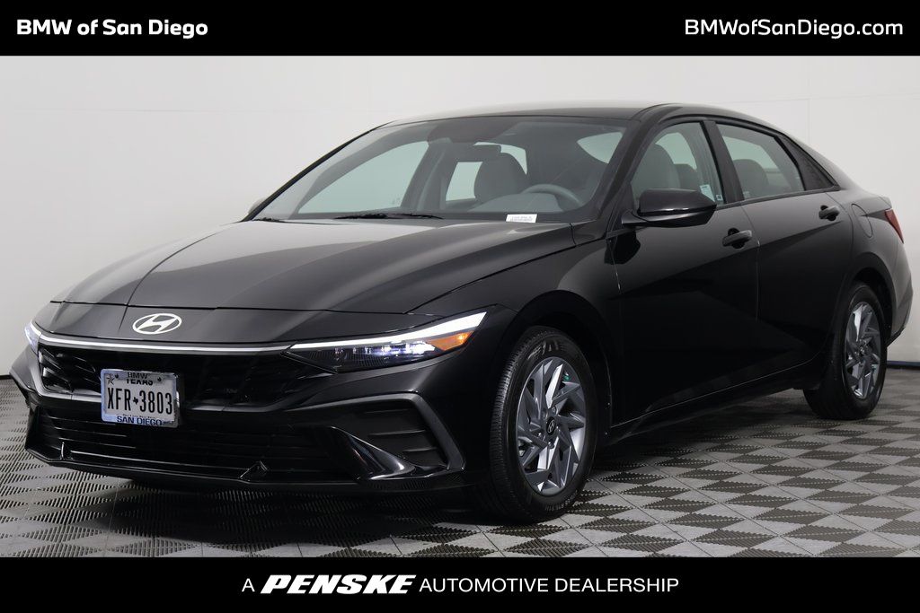 Thumbnail: 2024 Hyundai Elantra - 1