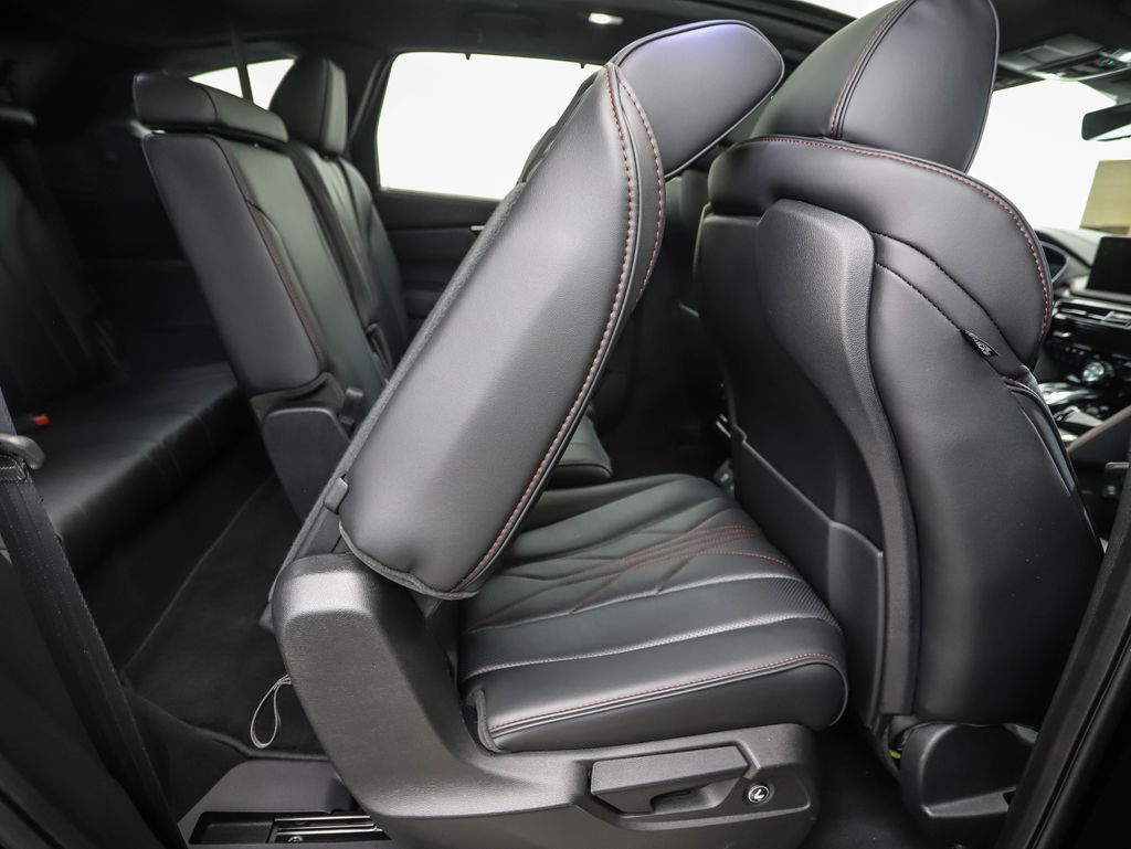 Thumbnail: 2025 Acura MDX - 32