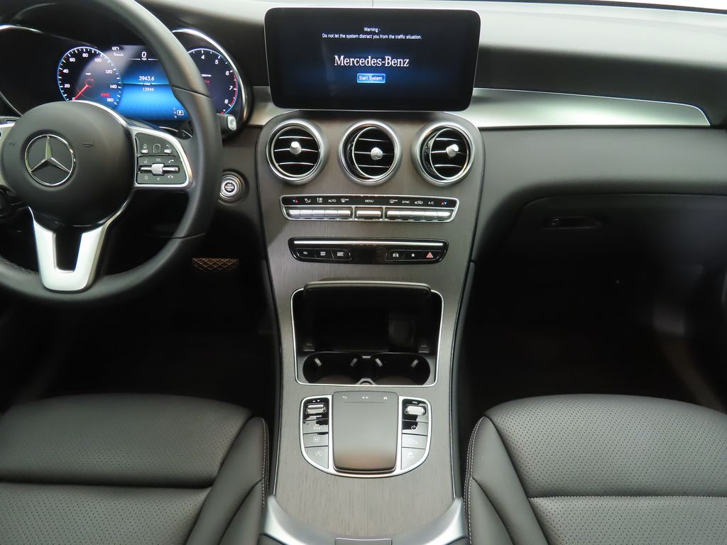 Thumbnail: 2022 Mercedes-Benz GLC - 13