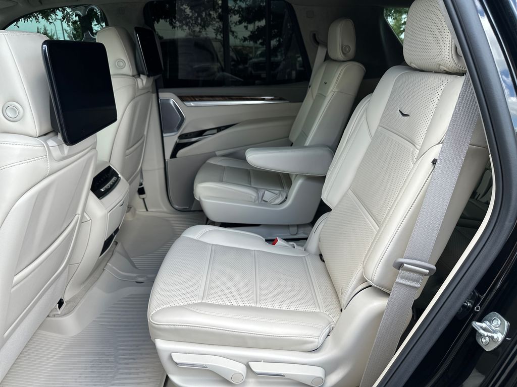 Used 2025 Black Cadillac Premium Luxury Platinum image 36