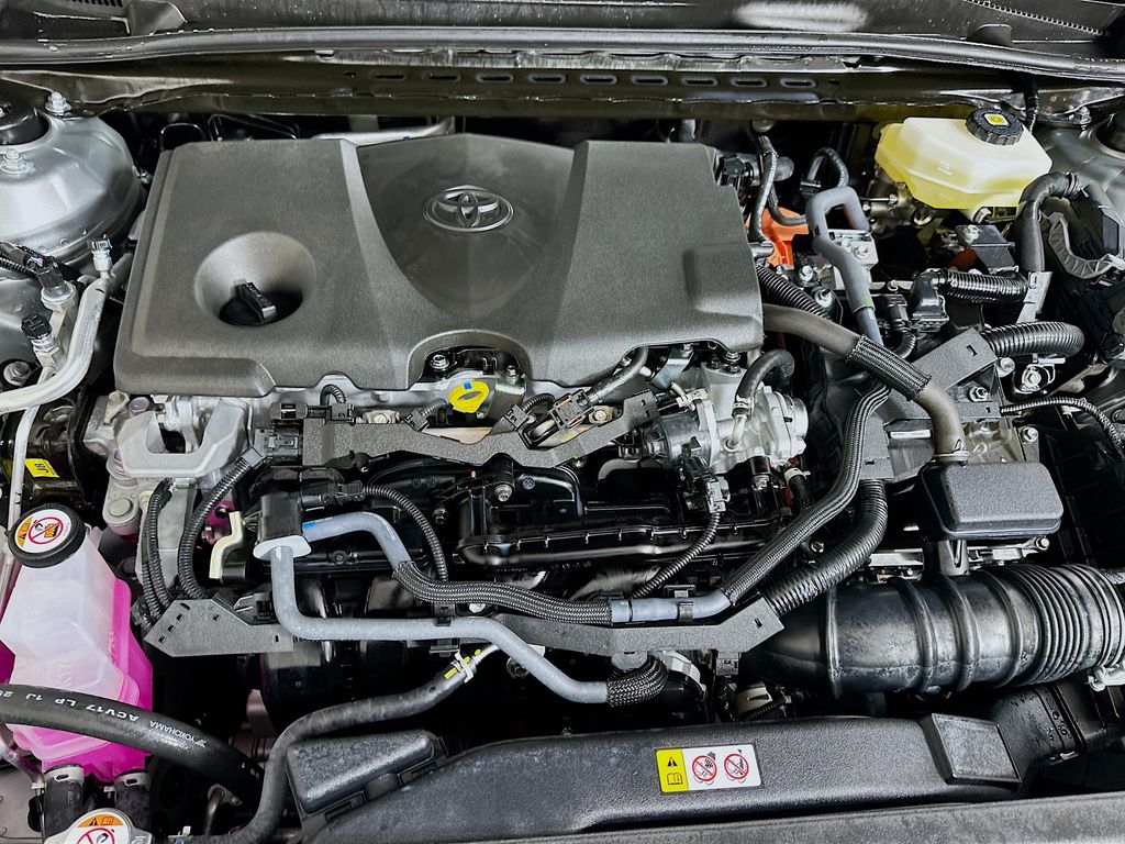 Thumbnail: 2025 Toyota Camry - 30