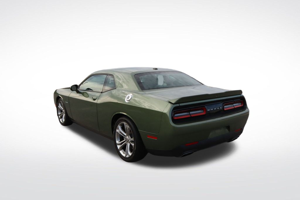 2022 Dodge Challenger R/T 10