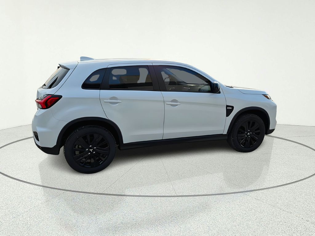 2026 Mitsubishi Outlander Sport 2.0 LE - 6