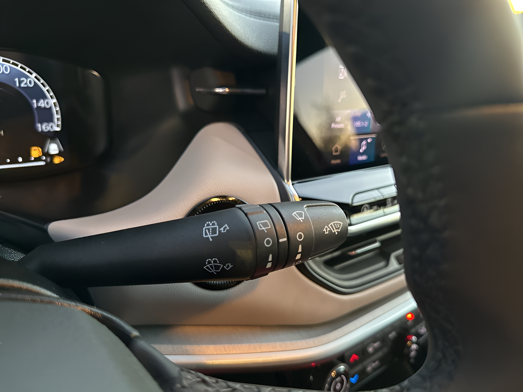 Used Car 2025 Jeep Compass  Limited For Sale Under $30,000 In Austin, Texas