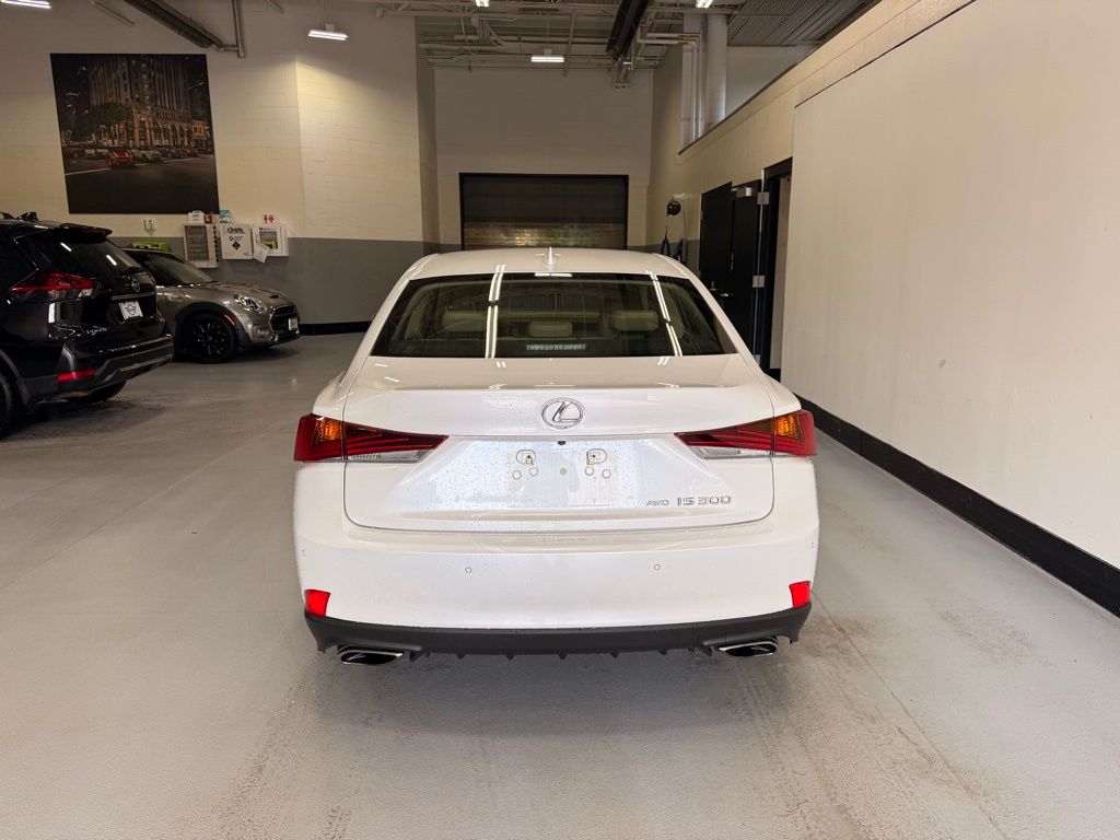 Thumbnail: 2017 Lexus IS - 4