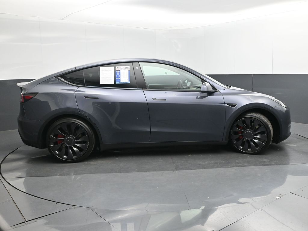 2022 Tesla Model Y Performance Dual Motor All-Wheel Drive