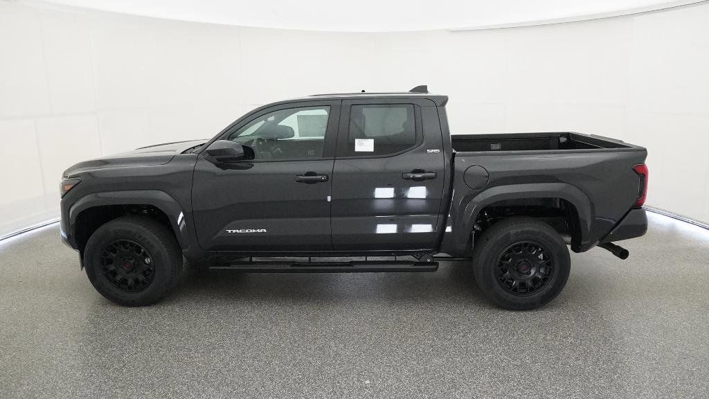 Thumbnail: 2025 Toyota Tacoma - 16