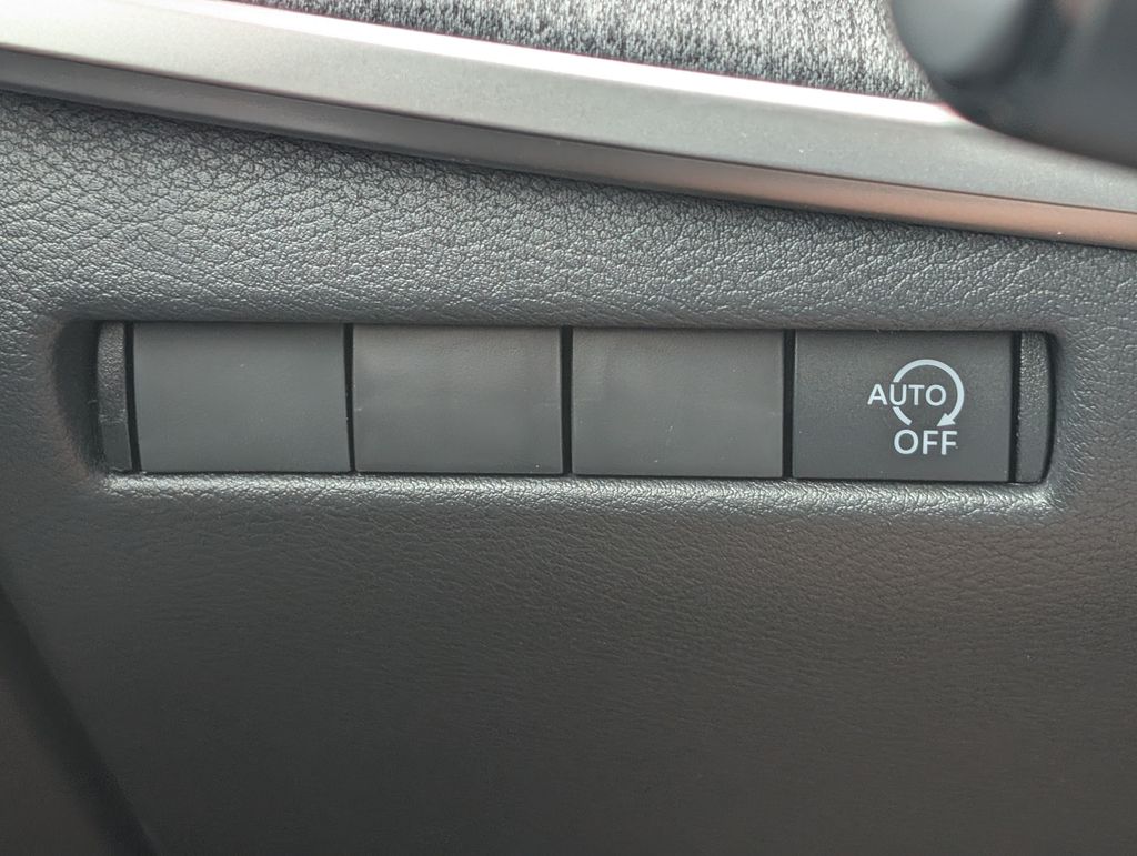 New 2026 Nissan Kicks SUV