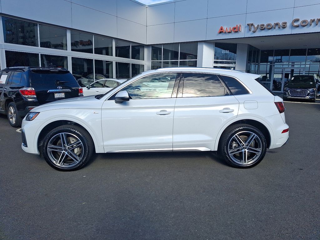 Thumbnail: 2024 Audi Q5 - 7