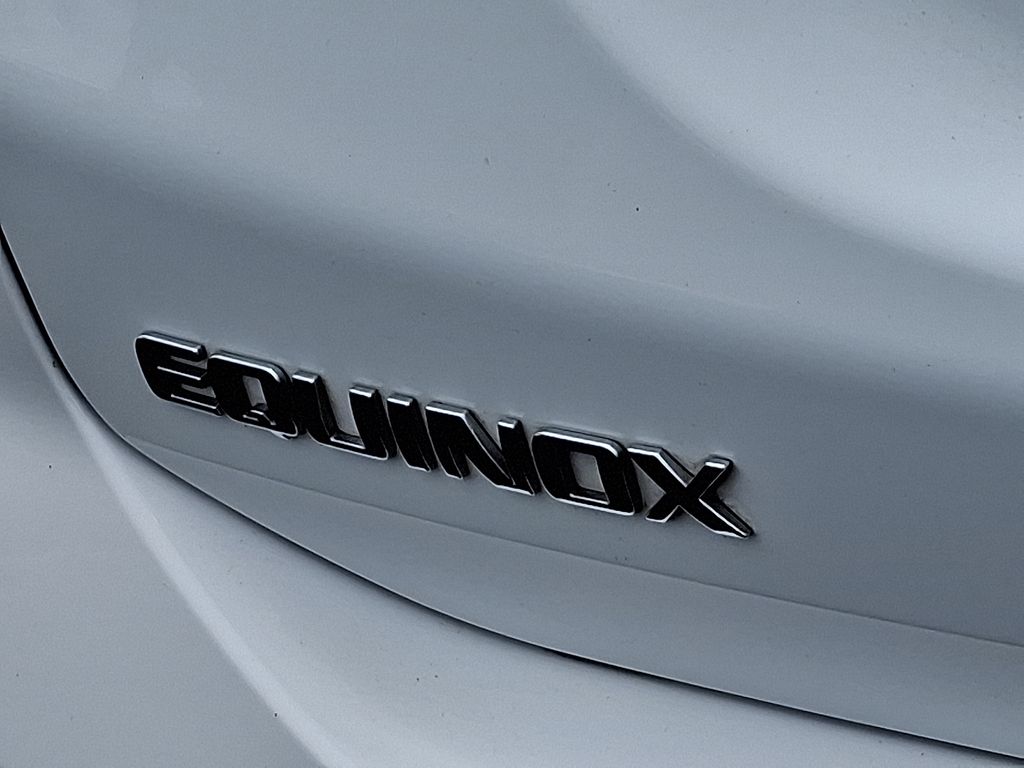 Thumbnail: 2022 Chevrolet Equinox - 30