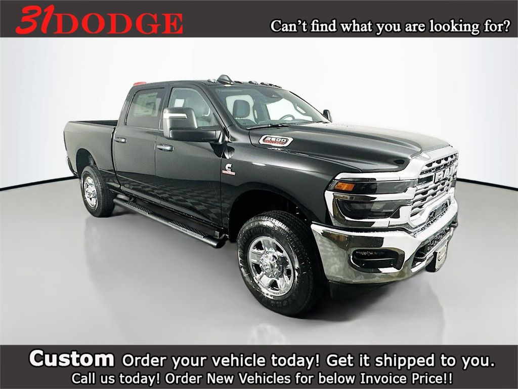 2025 RAM 2500 Tradesman Crew Cab 4WD