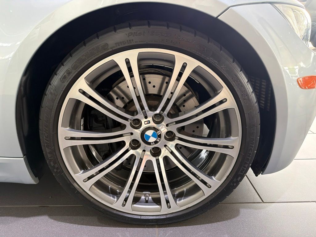 Thumbnail: 2008 BMW M3 - 13
