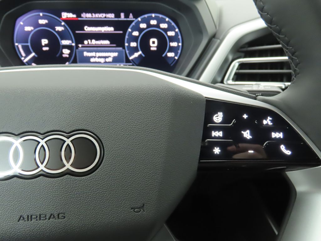 2025 Audi Q4 e-tron  12