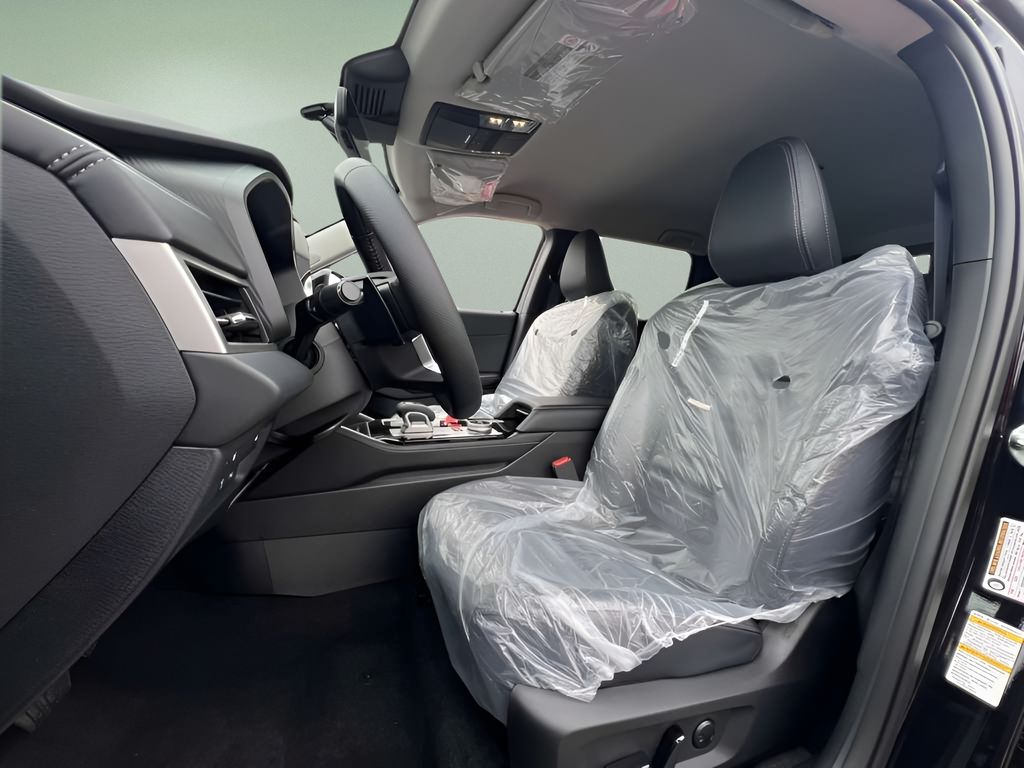 New 2026 Mitsubishi Outlander PHEV SUV