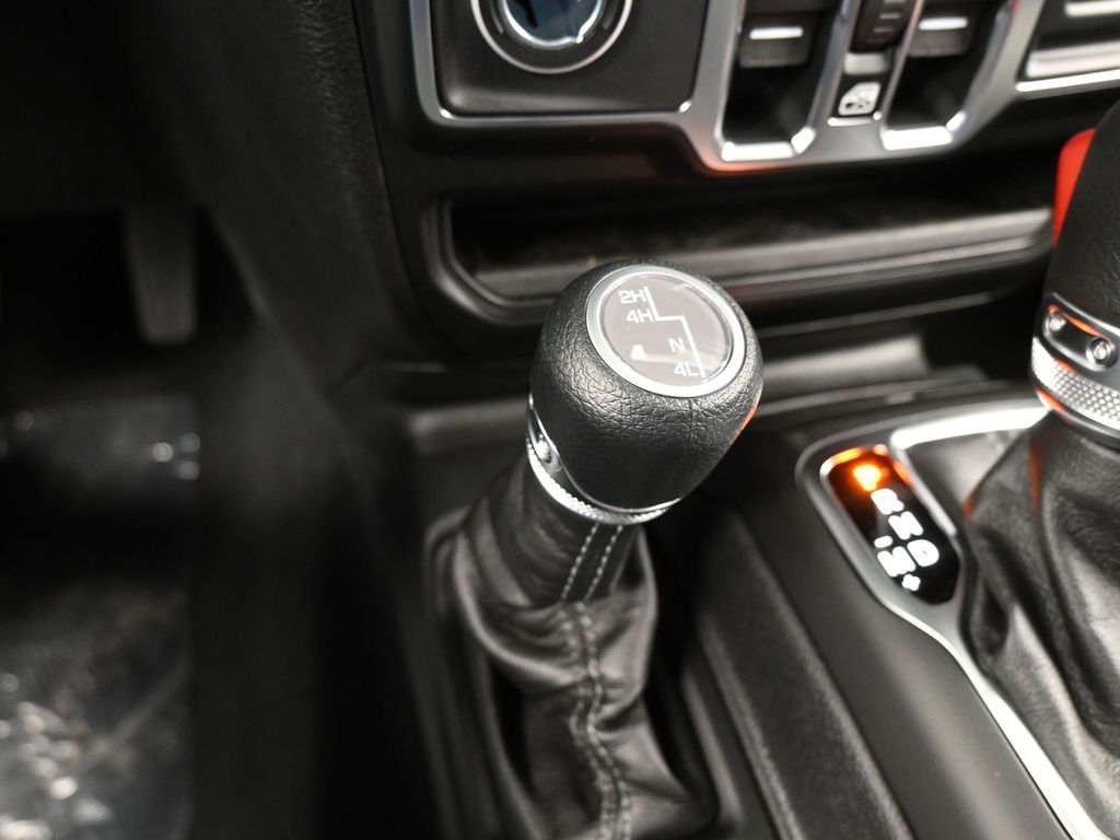 New 2026 Bright White Clearcoat Jeep Sport S image 21