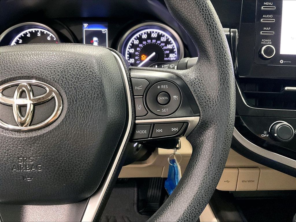 2021 Toyota Camry — photo 23