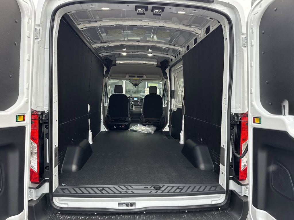 2025 Ford Transit photo 15