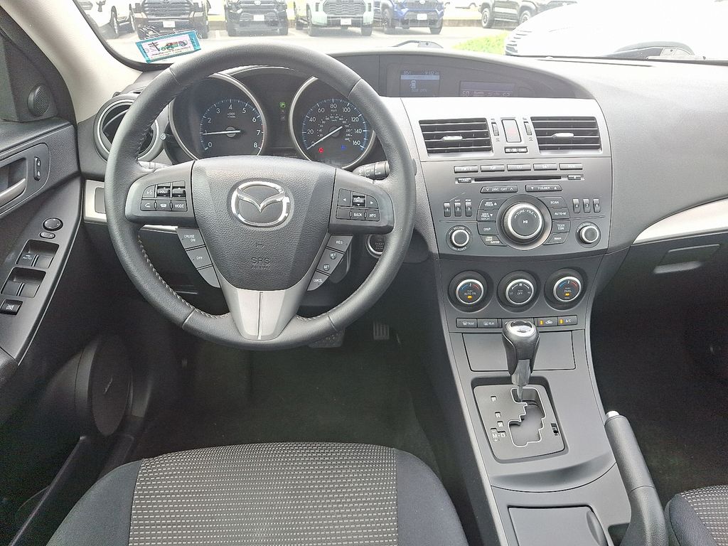 2013 Mazda Mazda3 i Touring 11