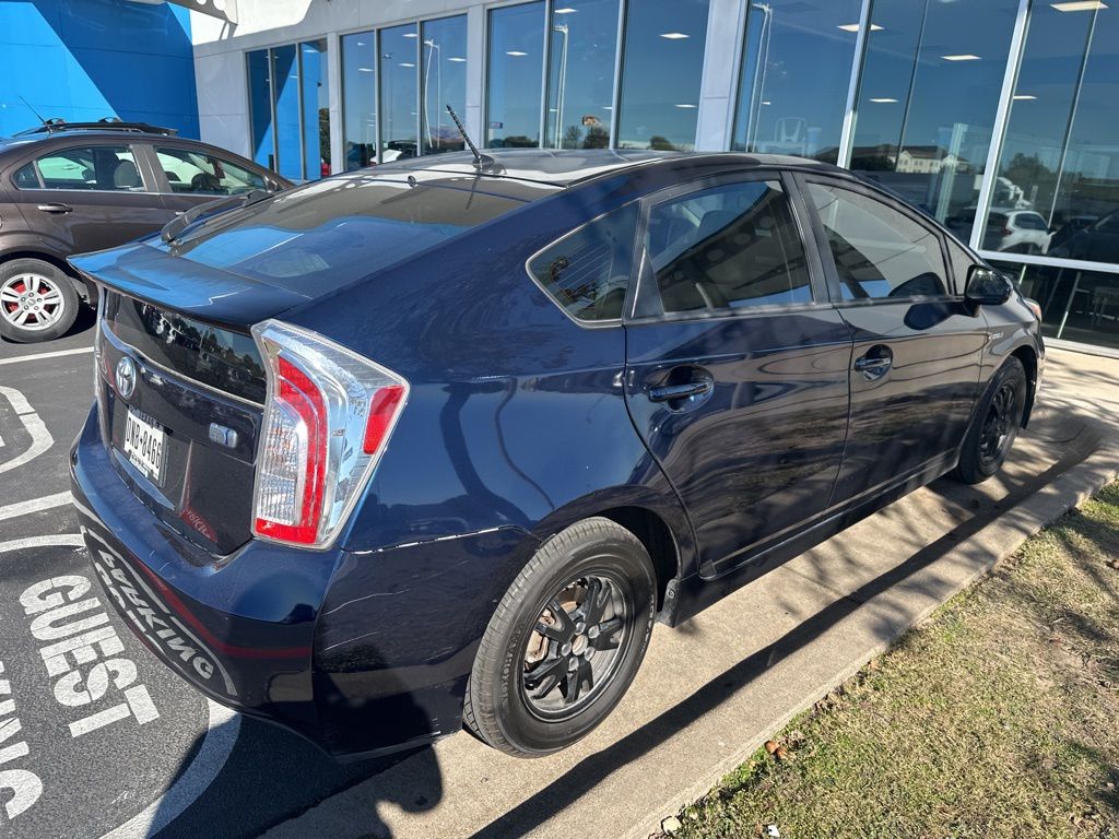 Thumbnail: 2014 Toyota Prius - 4