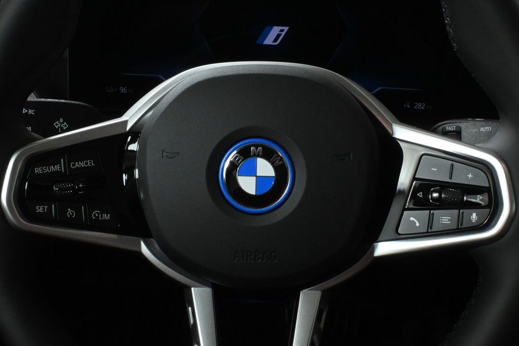 2025 BMW i4 xDrive40 20