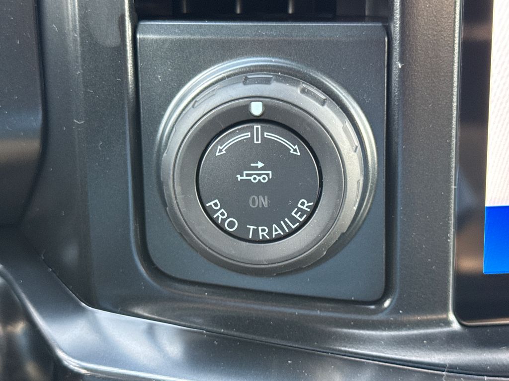 New 2026 Gray Ford Lariat image 36